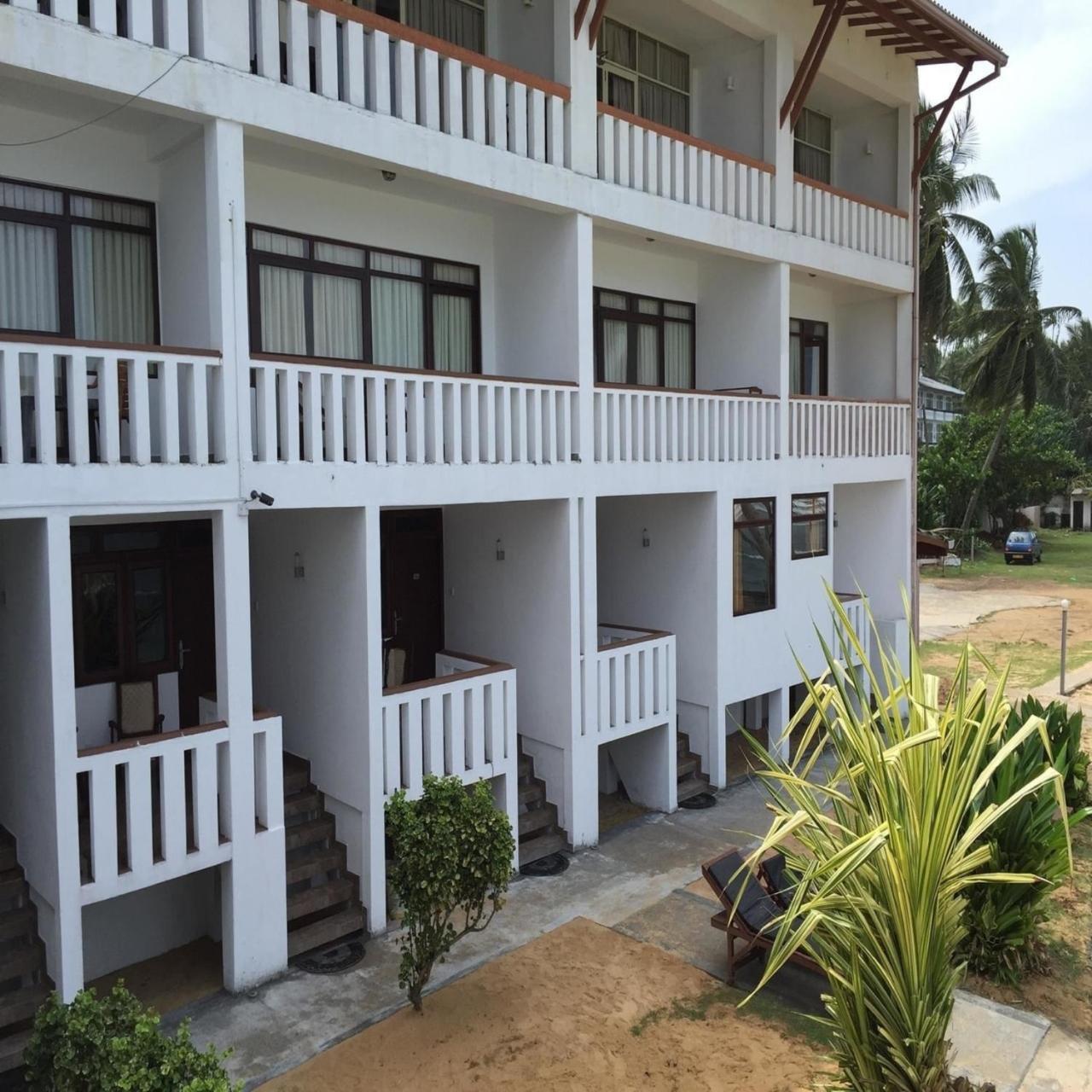 Miltons Beach Resort อูนาวาตูนา ภายนอก รูปภาพ